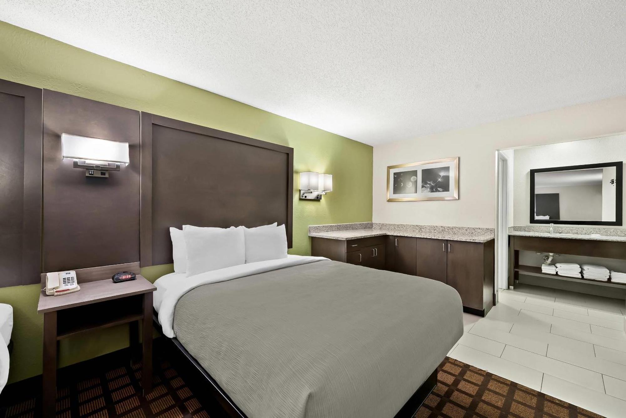 Quality Inn Raeford Dış mekan fotoğraf