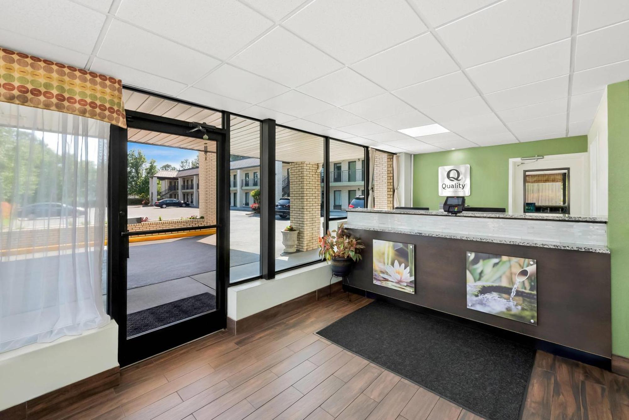 Quality Inn Raeford Dış mekan fotoğraf