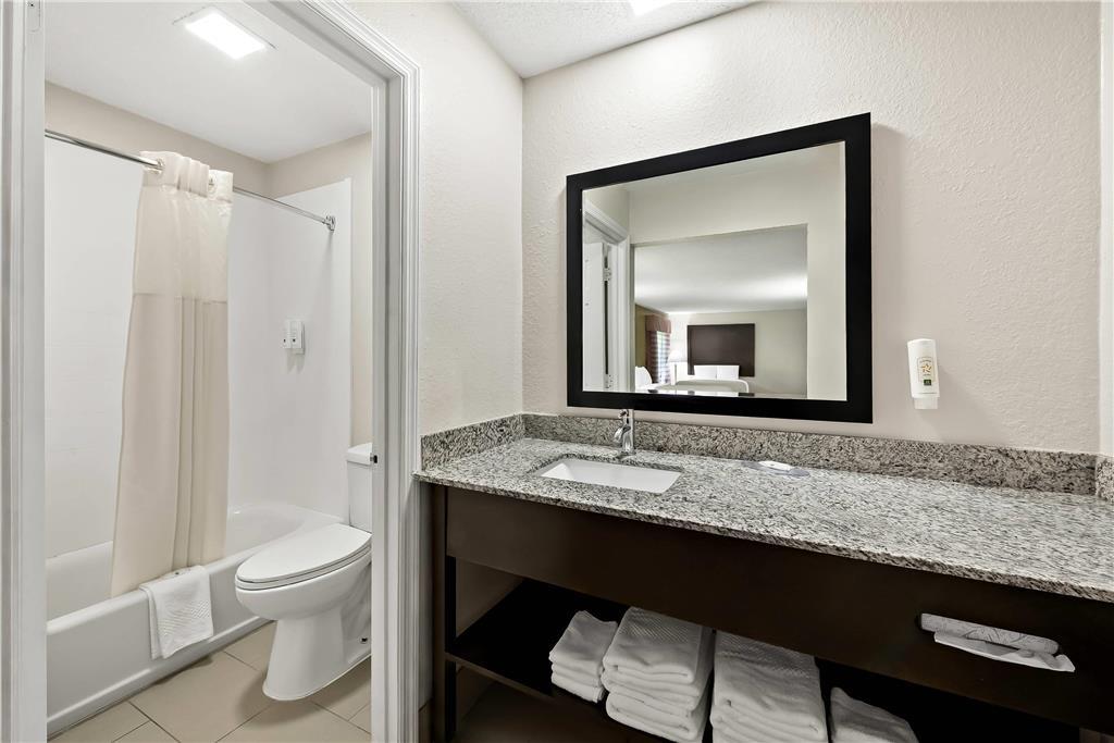 Quality Inn Raeford Oda fotoğraf